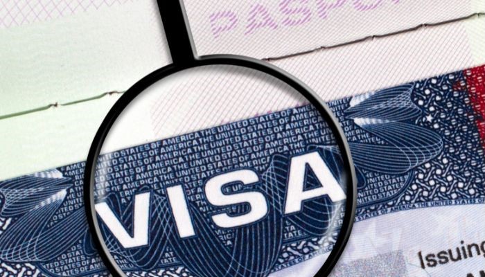 is freelance visa legal in uae?